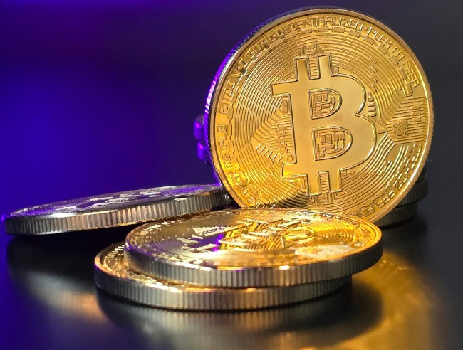 The Top Five Spot Bitcoin ETFs In 2024: Grayscale GBTC, BlackRock IBIT, and More
