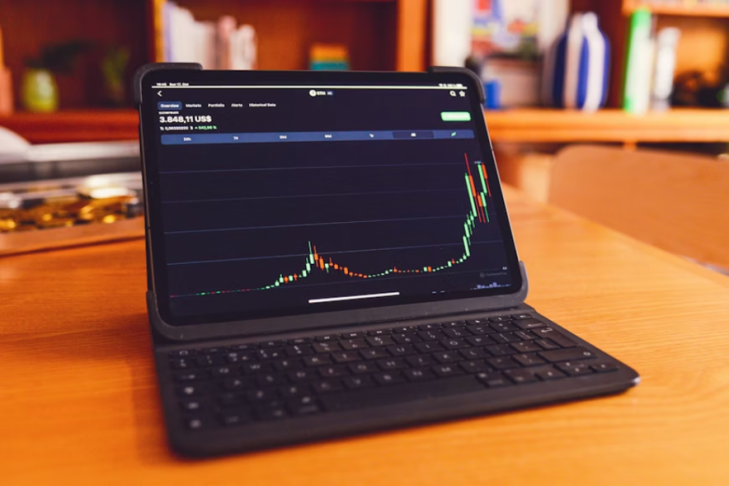 Best Crypto Coins in 2025: BlockDAG, Hyperliquid, Aptos & Hedera Lead